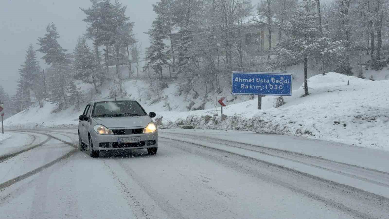 Karab&uuml;k&rsquo;&uuml;n y&uuml;ksek kesimlerinde kar yağışı etkili oluyor
