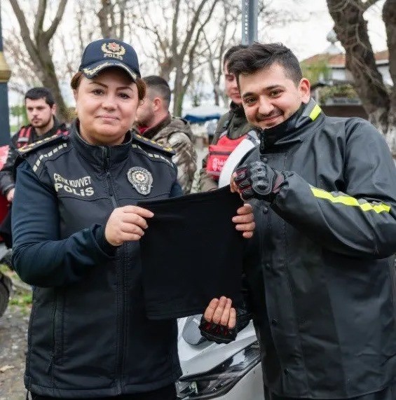 Sinop&rsquo;ta motosikletli kuryelere hayat kurtaran uyarılar
