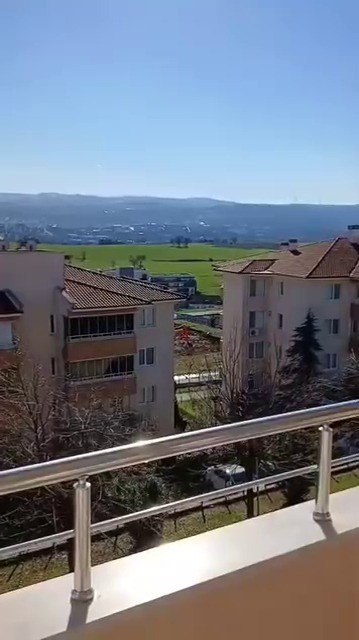 Bursa&rsquo;da inşaat sahasında patlama kontrolden çıktı... Araçlar, binalar hasar aldı