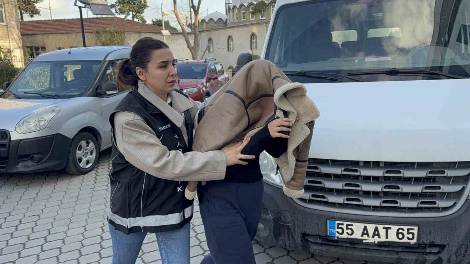 Samsun&rsquo;da uyuşturucu operasyonu: 3  g&ouml;zaltı
