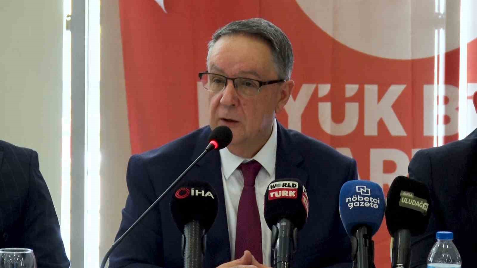 Ekrem Alfatlı: "Asgari ücret enflasyonu tetikleyen bir etken değildir"