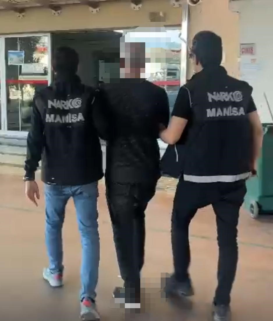 Turgutlu&rsquo;da uyuşturucuyla m&uuml;cadele kapsamında 2025 yılında 100 şahıs tutuklandı
