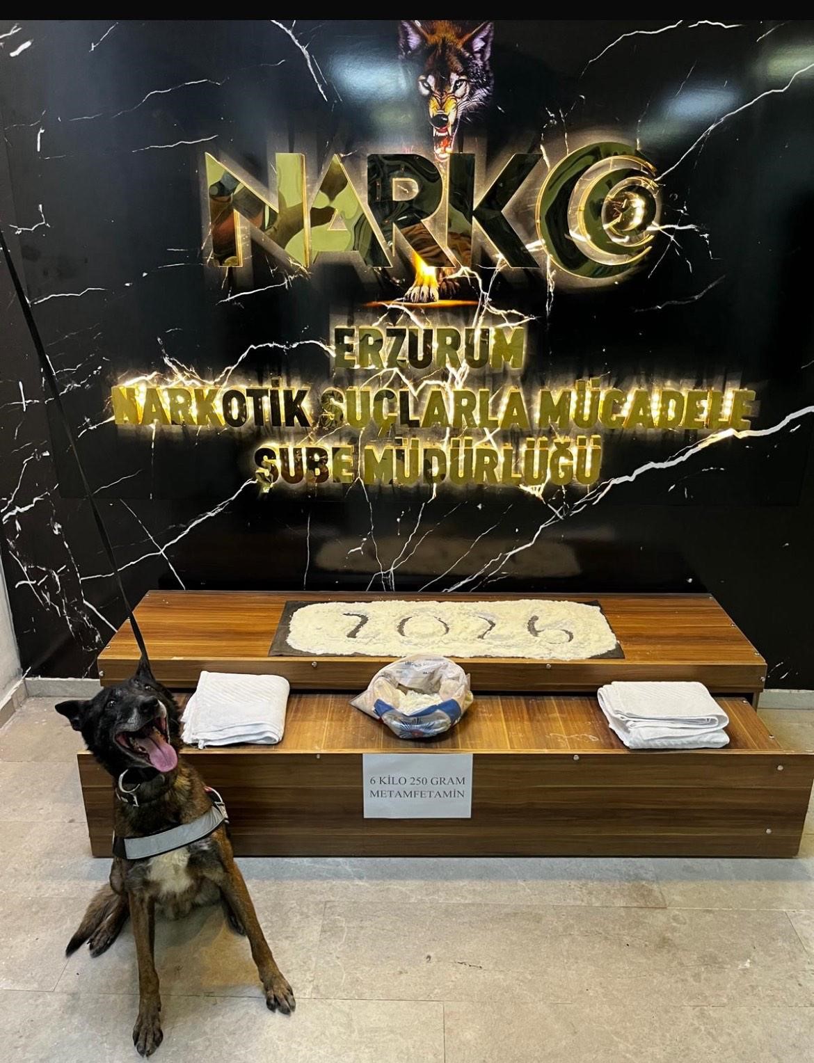 Erzurum polisinden uyuşturucu ve uyuşturucu tacirlerine ge&ccedil;it yok
