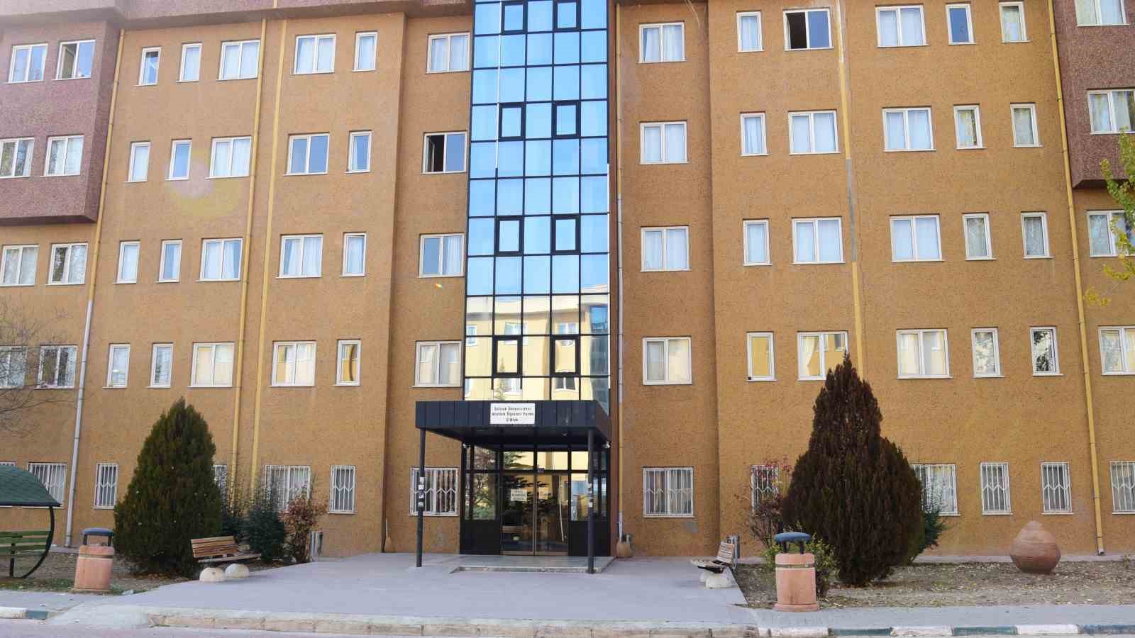 Sel&ccedil;uk &Uuml;niversitesi 2025&rsquo;te bilimsel araştırmadan sosyal alanlara &ouml;nemli atılımlar ger&ccedil;ekleştirdi
