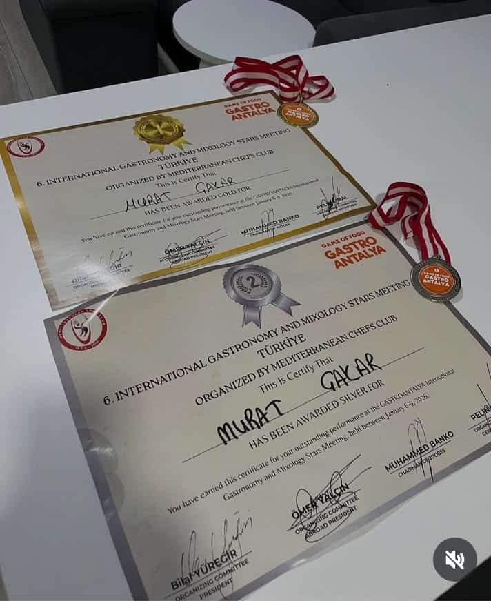 Manisalı Şef Murat &Ccedil;akar&rsquo;dan Antalya&rsquo;da &ccedil;ifte madalya
