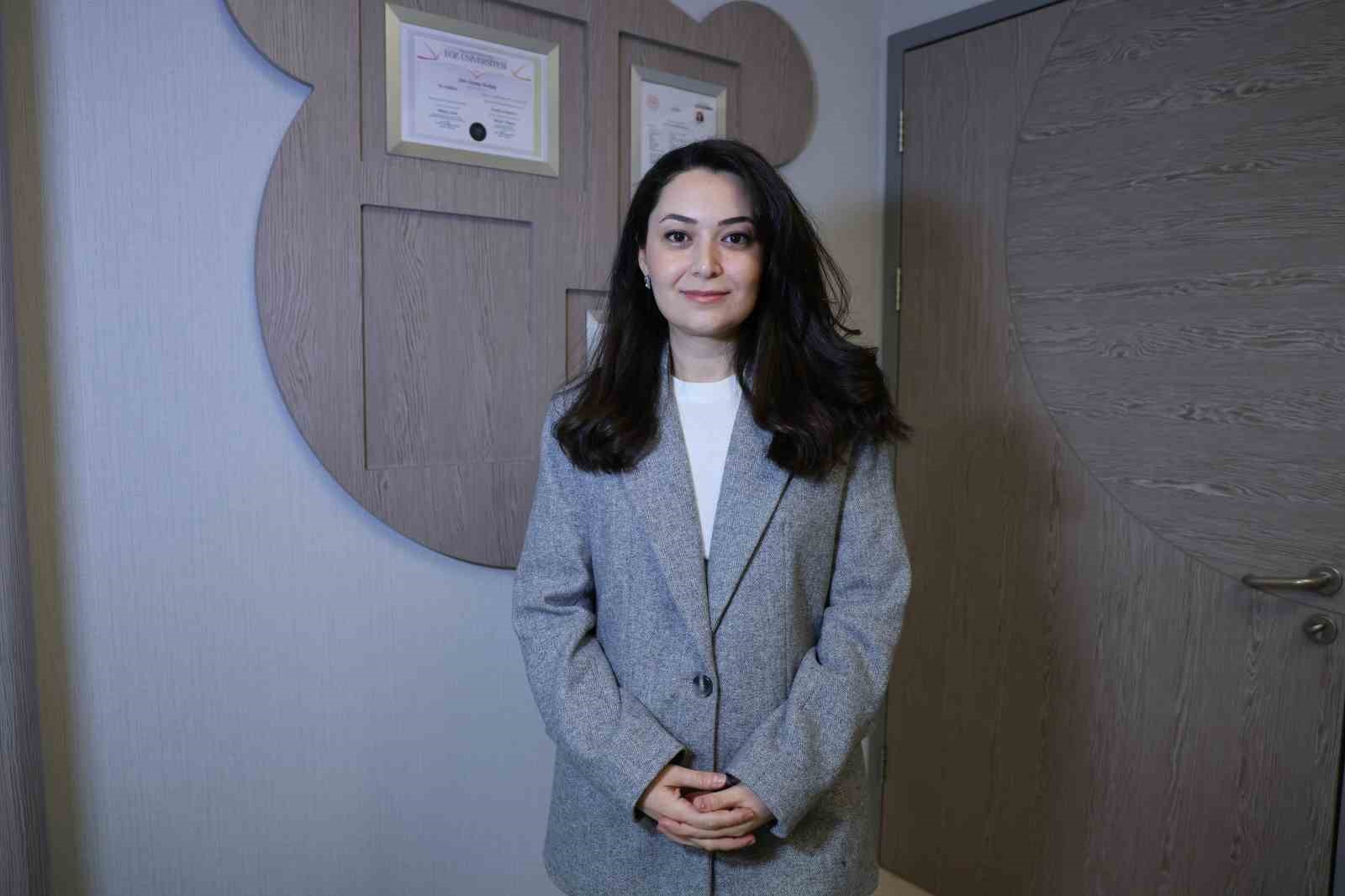 Uzmanından vir&uuml;slere karşı uyarı
