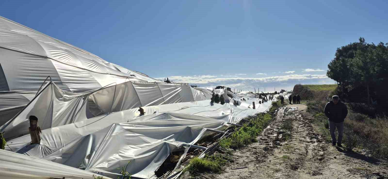 Manavgat’ta hortumdan zarar gören bölgelerde hasar tespit çalışması yapıldı