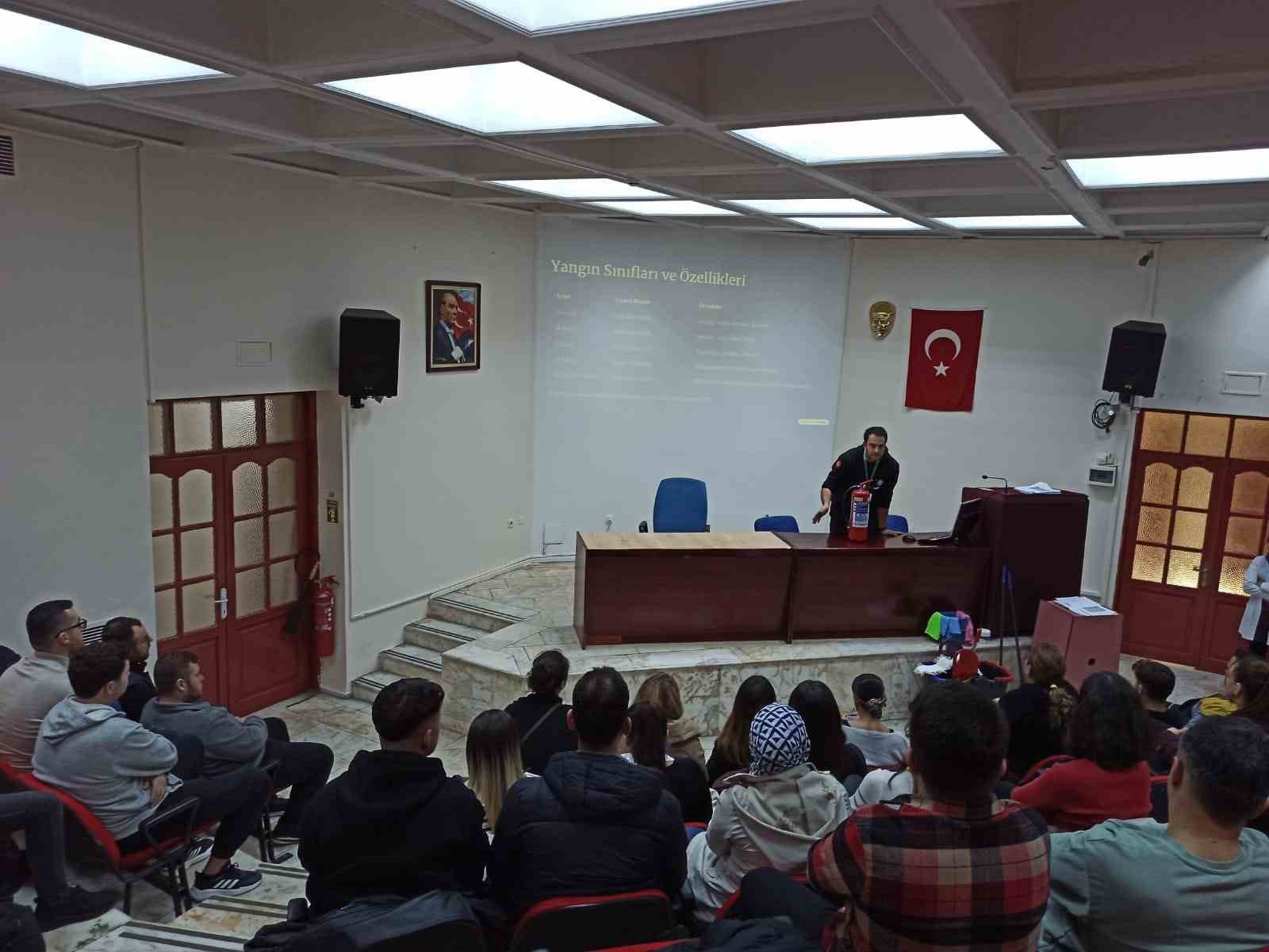 Aydın Devlet Hastanesi’nde yeni personeller bilgilendirildi