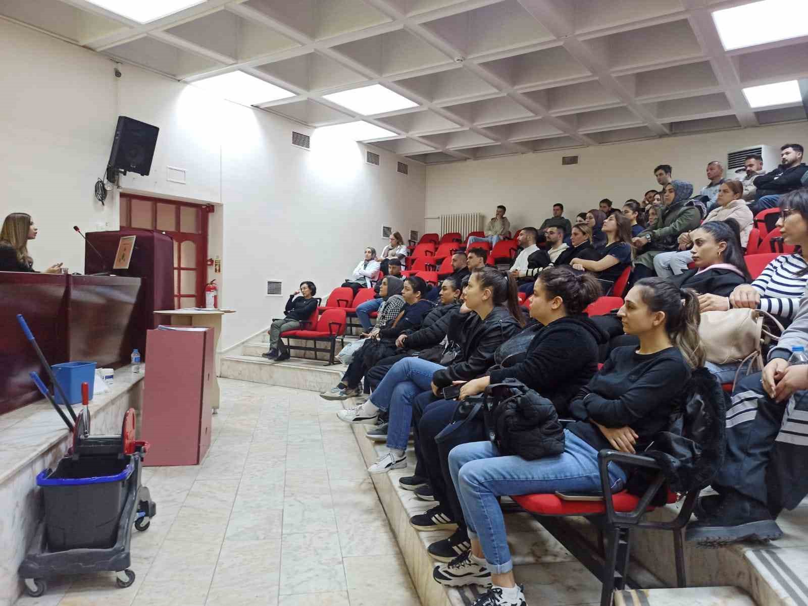 Aydın Devlet Hastanesi&rsquo;nde yeni personeller bilgilendirildi
