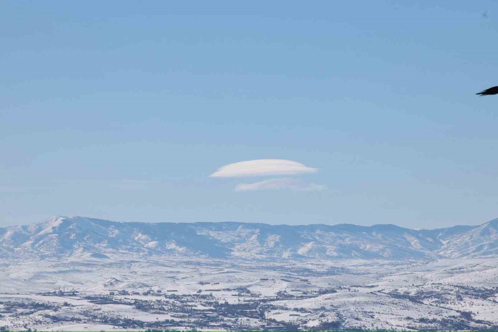 Elazığ&rsquo;da mercek bulut ş&ouml;leni
