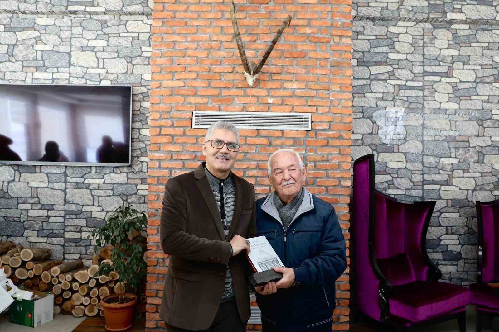 Gazeteciler Günü’nde Vali Cahit Çelik basın mensuplarıyla bir araya geldi