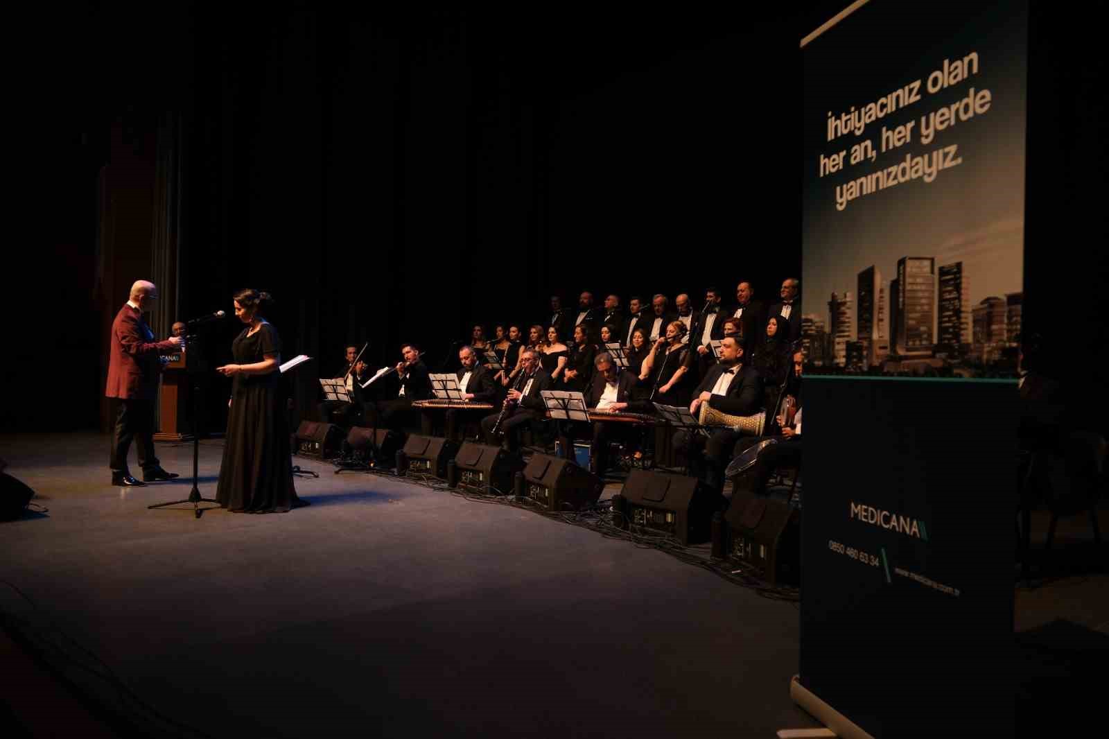Sağlık &ccedil;alışanlarından Bursalı sanatseverlere unutulmaz konser
