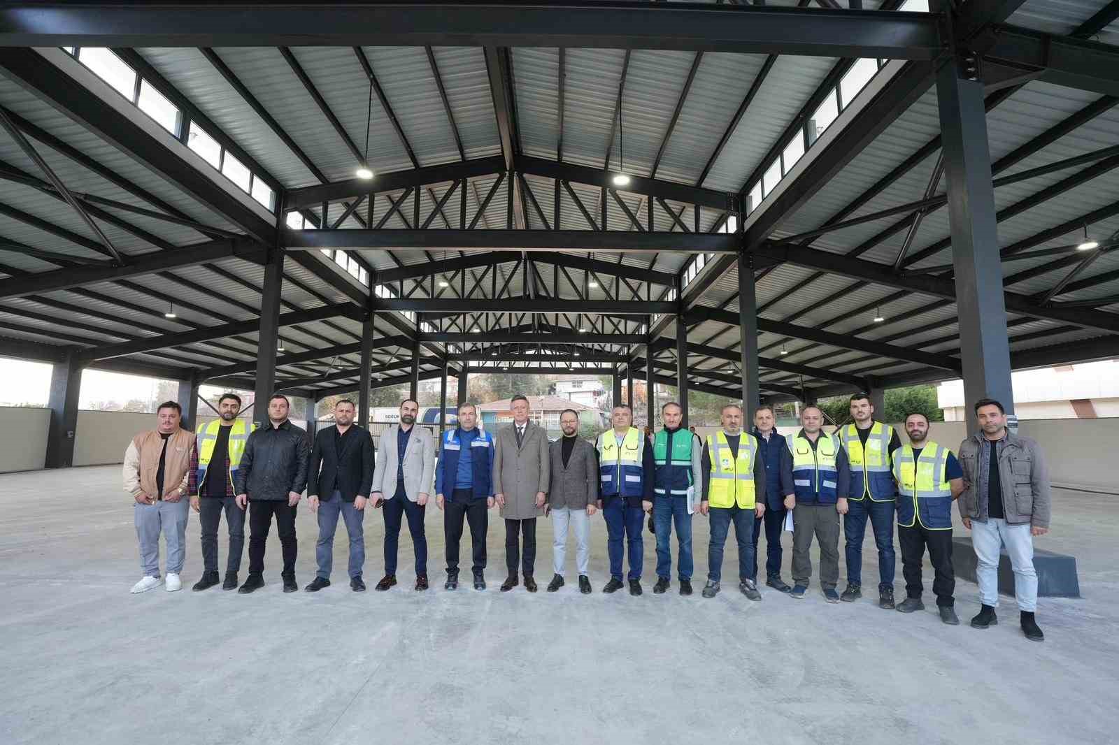 Pendik&rsquo;te kapalı semt pazarı enerji santraline d&ouml;n&uuml;şt&uuml;
