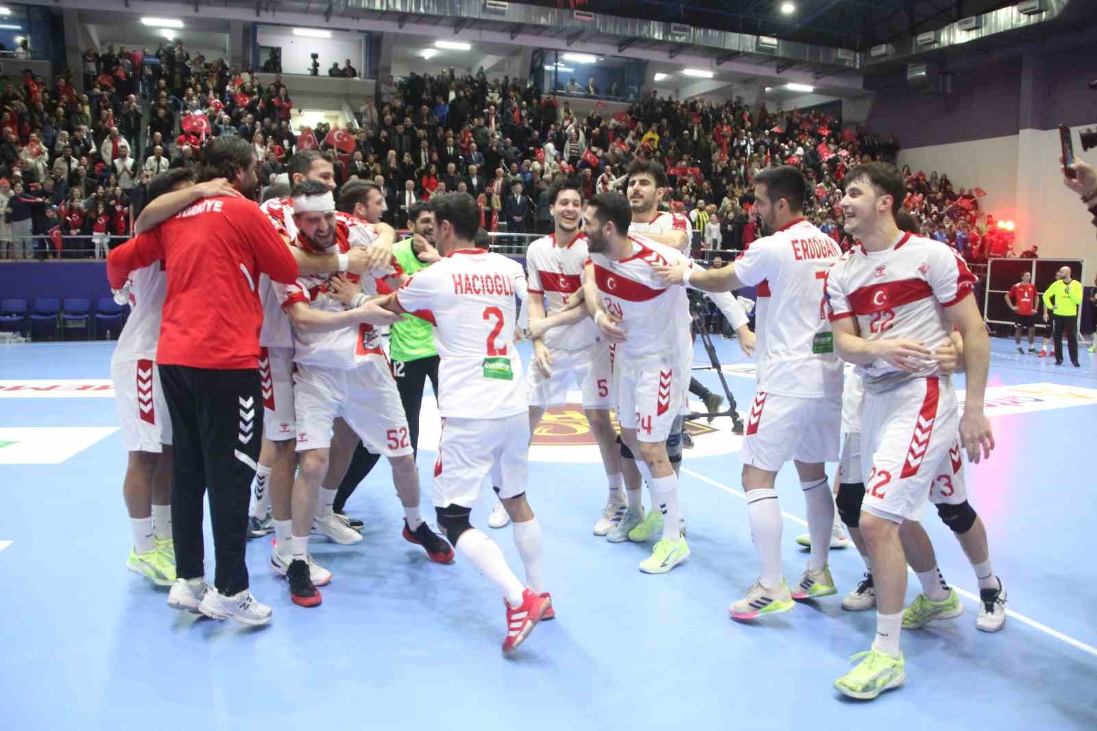 A Milli Erkek Hentbol Takımı, Bulgaristan&rsquo;ı 38-29 mağlup etti
