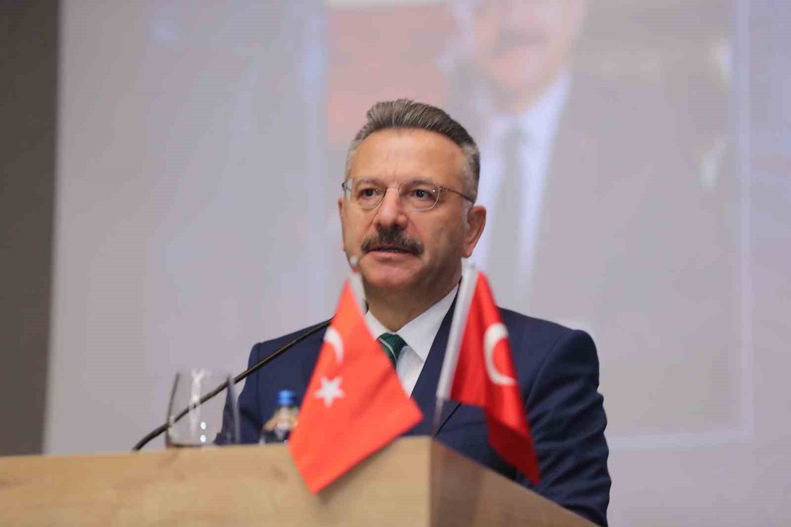 Eskişehir Valisi Aksoy: "Kapım Eskişehirlilere her zaman a&ccedil;ık"
