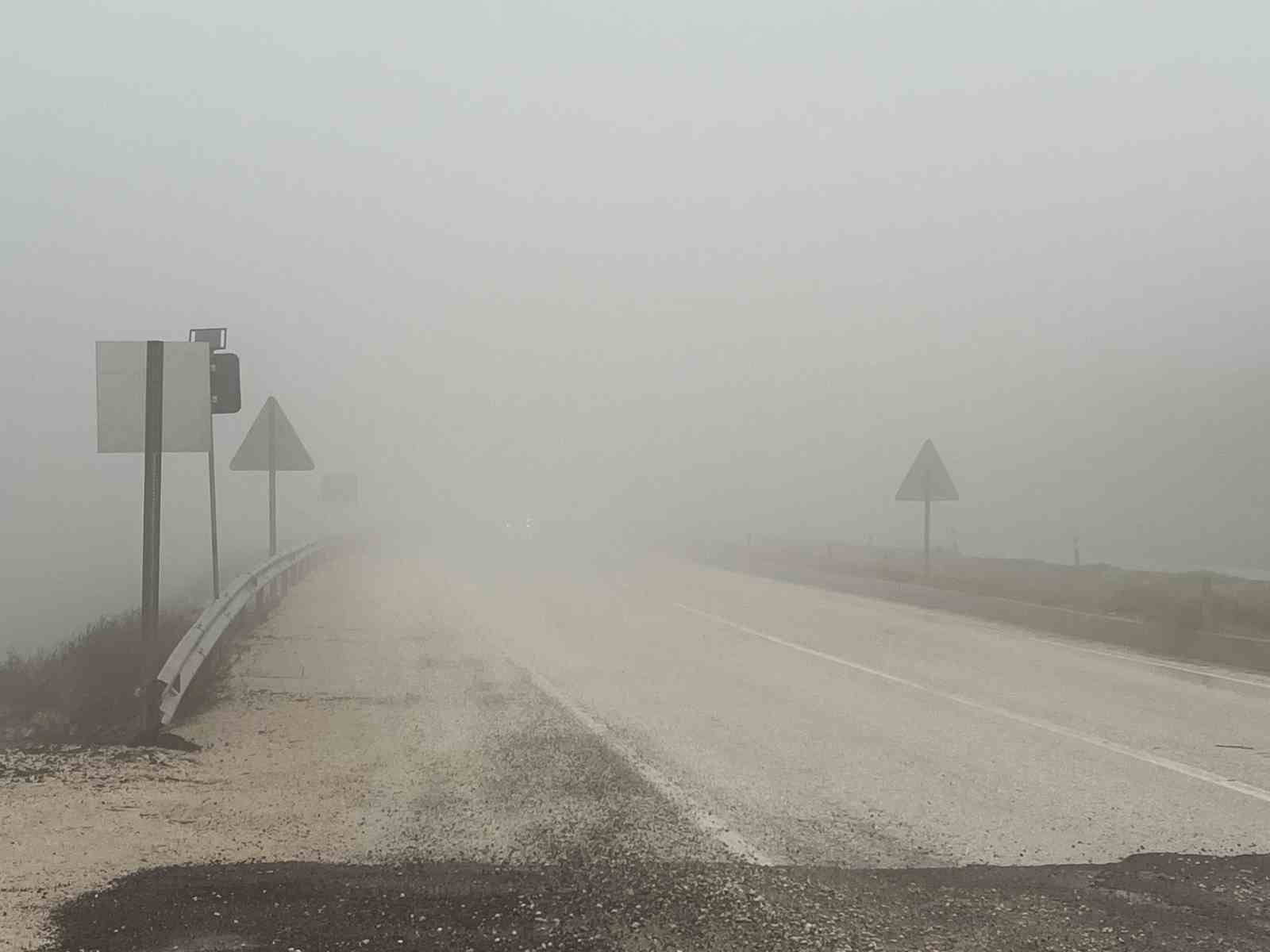 Hatay’da yüksek kesimlerde sis