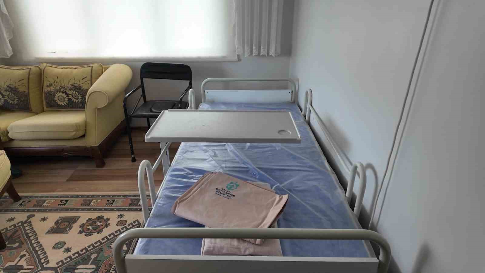 2025&rsquo;te 4 bin kişiye &uuml;cretsiz hasta karyolası temin edildi
