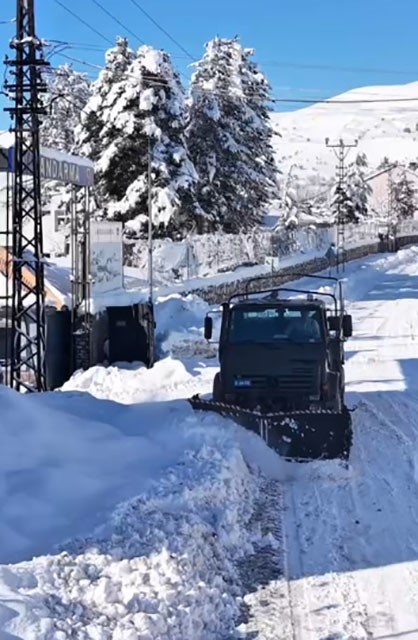 Hozat&rsquo;ta jandarmadan kış mesaisi
