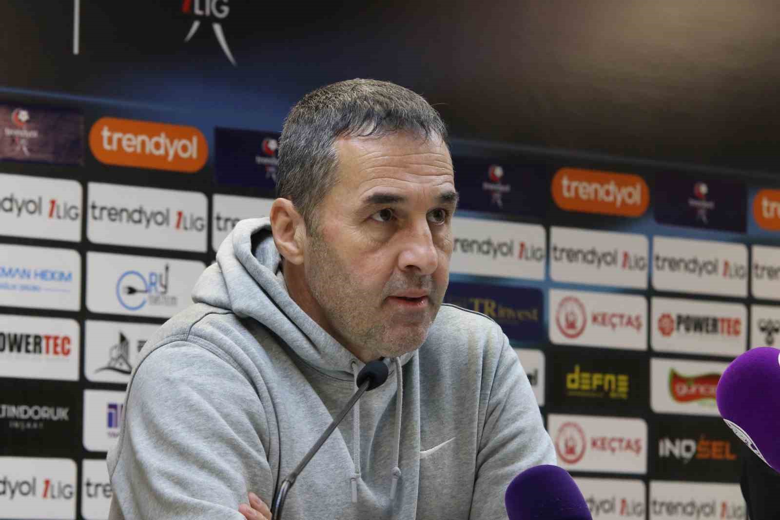 Yalçın Koşukavak: "Oyunun 30 dakikasında hava şartlarıyla uğraştık"
