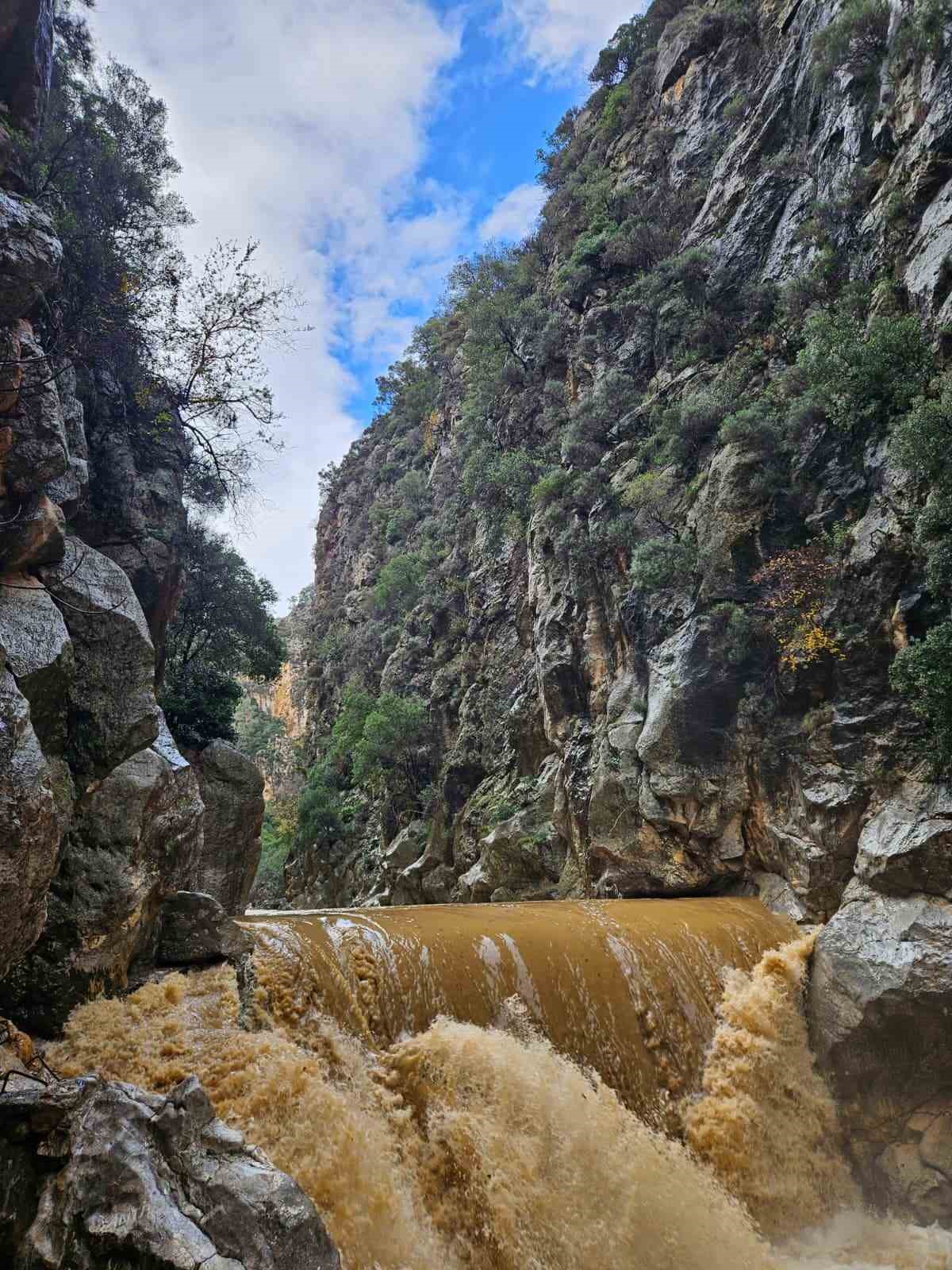 Yoğun yağışlar G&ouml;kb&uuml;k Kanyonu&rsquo;nun su debisini artırdı
