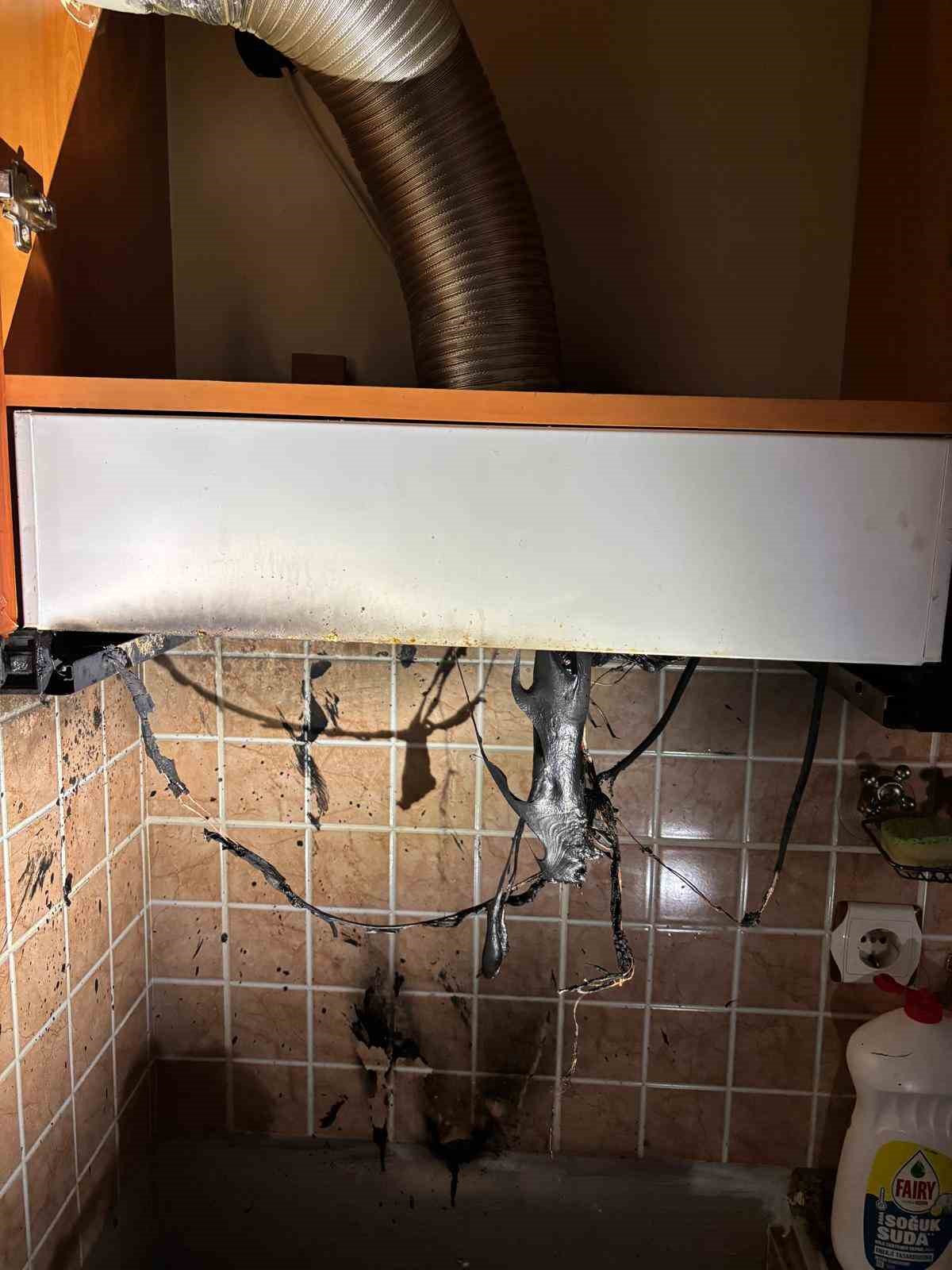 Aspirat&ouml;rden &ccedil;ıkan yangın panikletti
