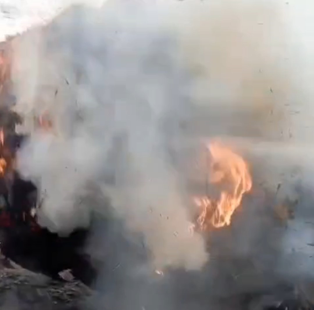 Adana&rsquo;da samanlık yangını kontrol altına alındı
