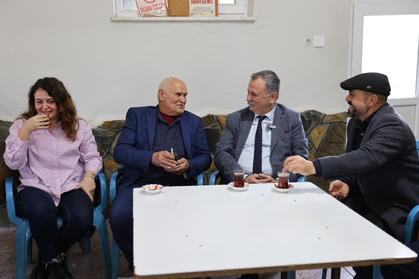 Başkan Balaban ma&ccedil; yapan &ccedil;ocukların eğlencesine ortak oldu
