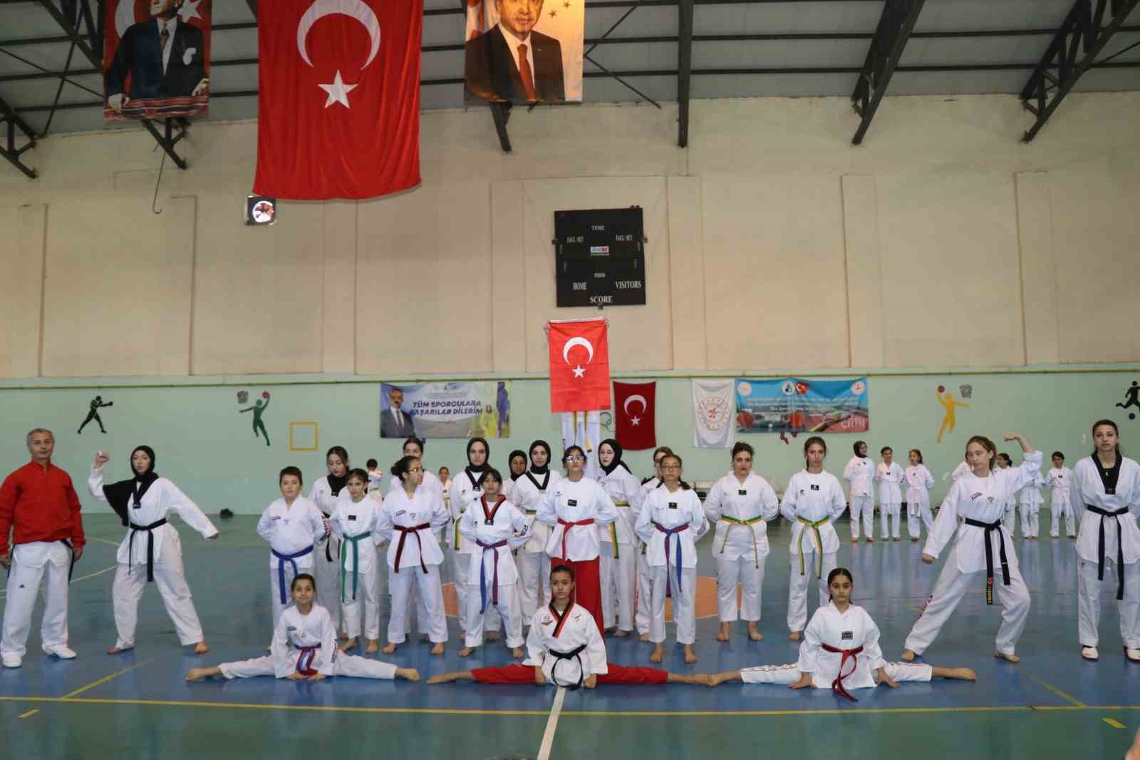 Oltu’da taekwondo kuşak sınavı heyecanı