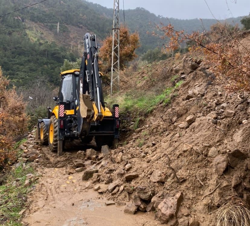 Bozdoğan’da yağış sonrası ekipler sahada