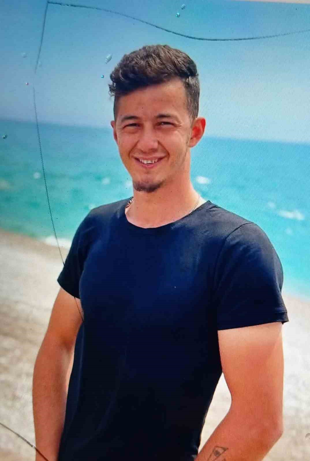 Arkadaşından emanet aldığı motosikletle ge&ccedil;irdiği kazada hayatını kaybetti
