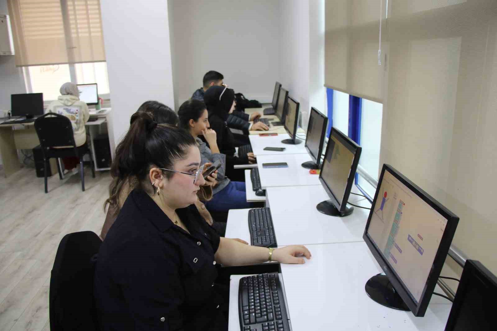 Haliliye Belediyesi&rsquo;nden teknoloji odaklı eğitim
