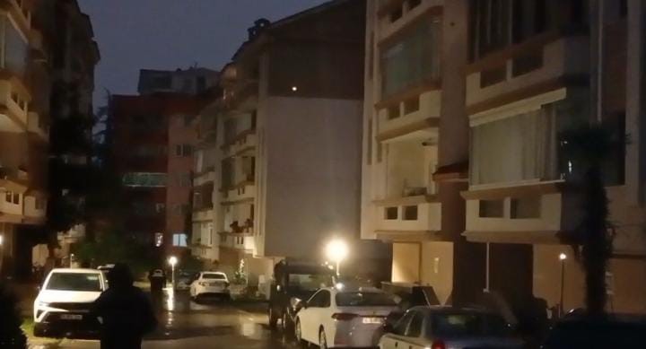 Eşi tarafından darp edilen kadın &ccedil;ocuğu ile birlikte camiye b&ouml;yle sığındı
