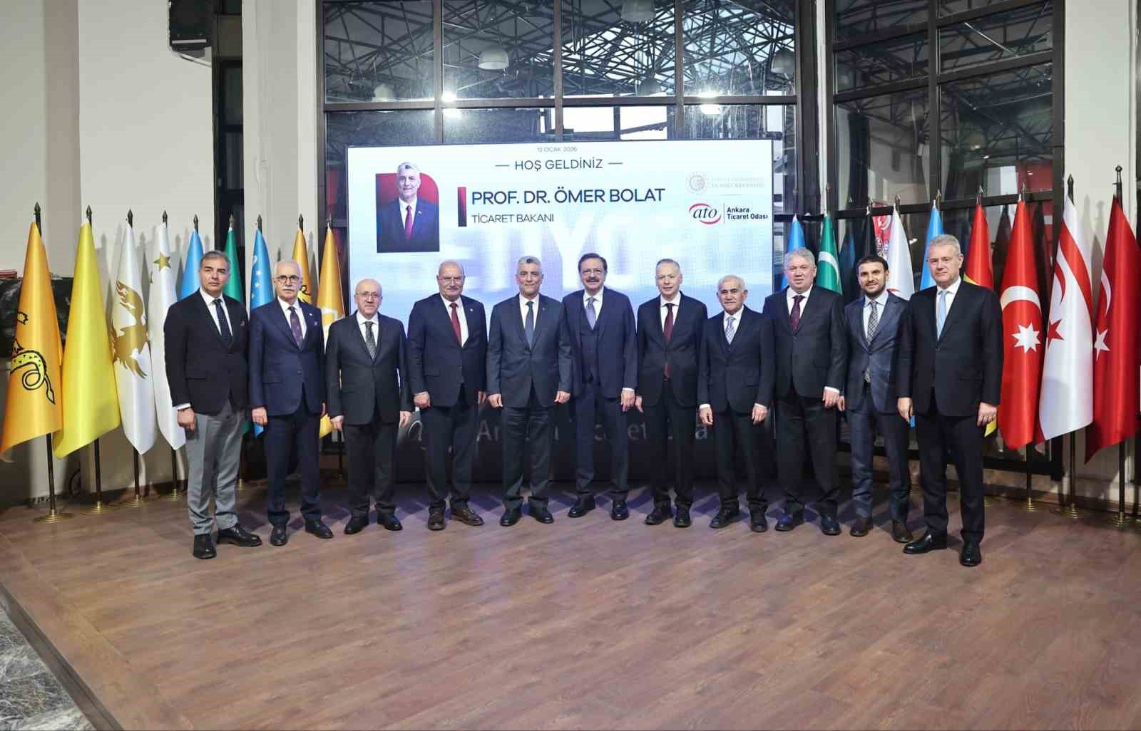 Bakan Bolat: "Yasa dışı ticaret ve ka&ccedil;ak&ccedil;ılığa tevess&uuml;l edenlerle m&uuml;cadelemiz g&uuml;&ccedil;lenerek devam edecek"
