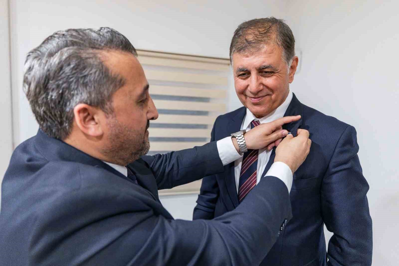 İZAZDER, İzmir Büyükşehir Belediyesi ile İzmir-Bakü kardeşliğini masaya yatırdı