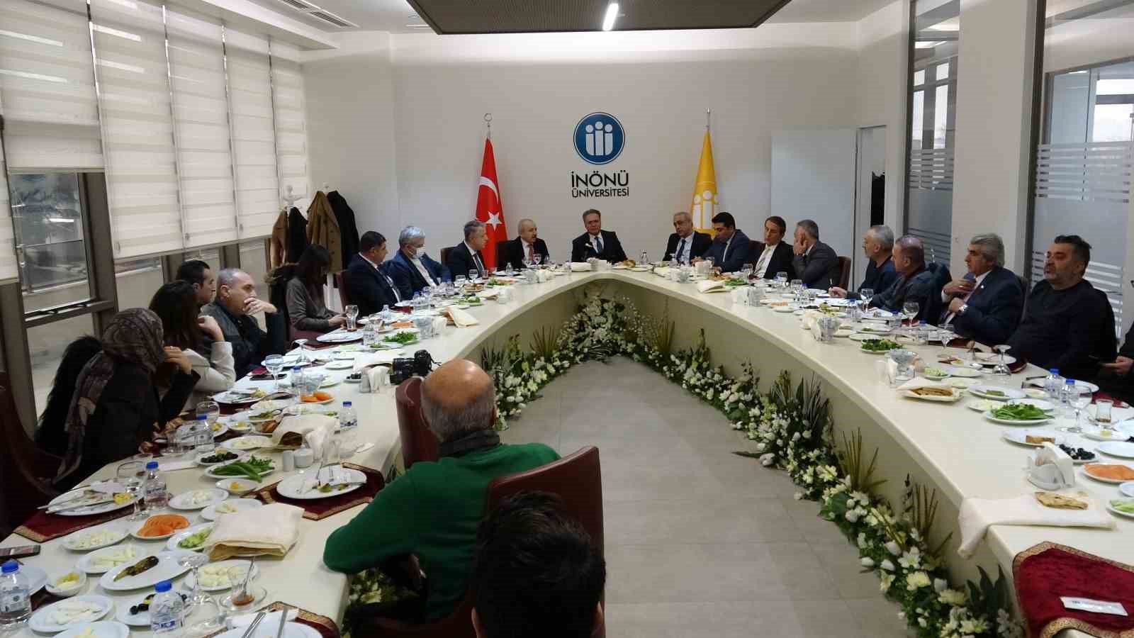 İn&ouml;n&uuml; &Uuml;niversitesi Araştırma &Uuml;niversitesi hedefine kilitlendi
