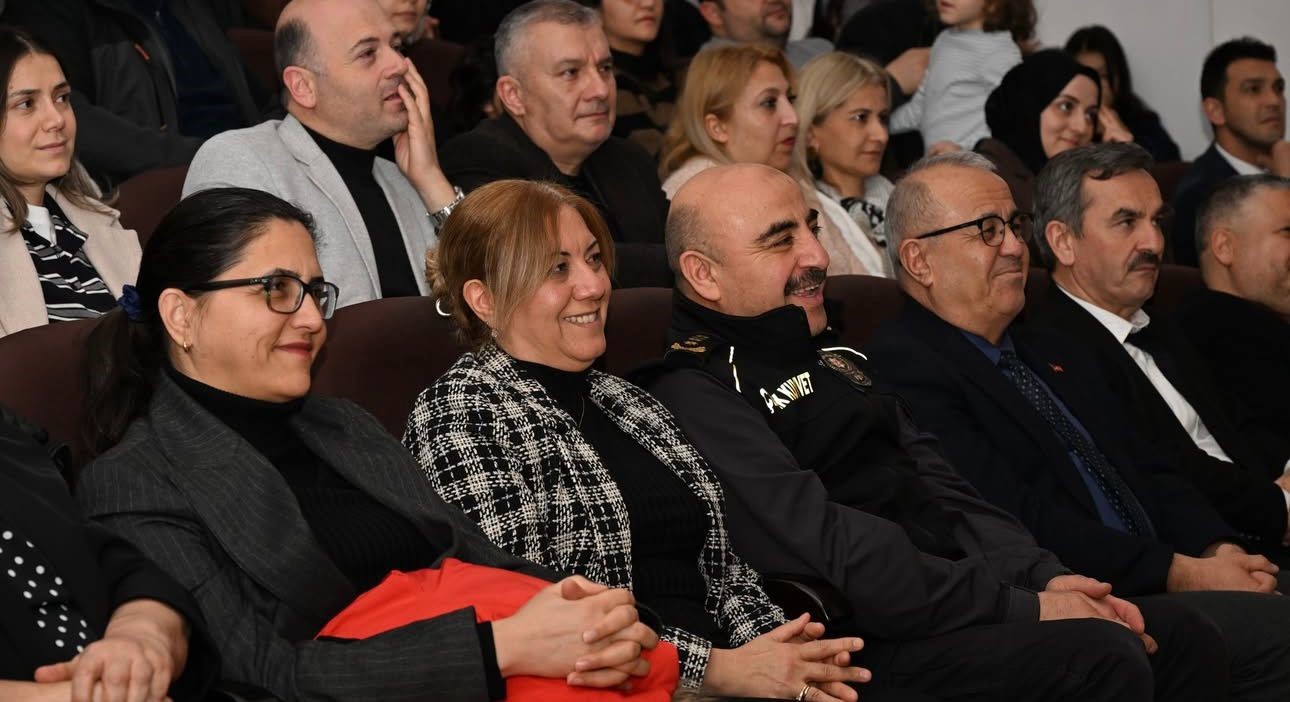 &Ccedil;OGEP projesiyle gen&ccedil;ler yeteneklerini geliştirdi
