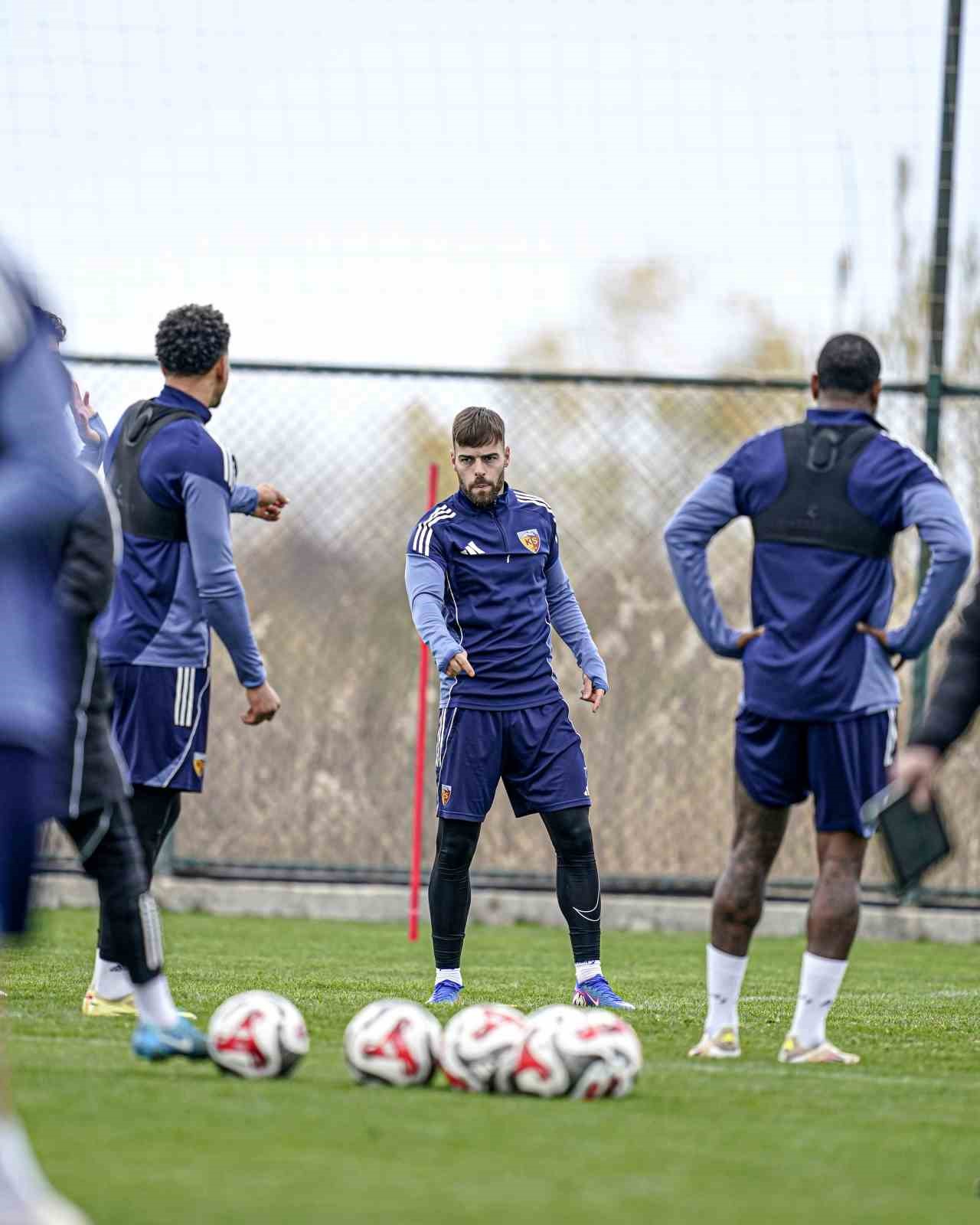 Kayserispor&rsquo;un Antalya kampı sona erdi
