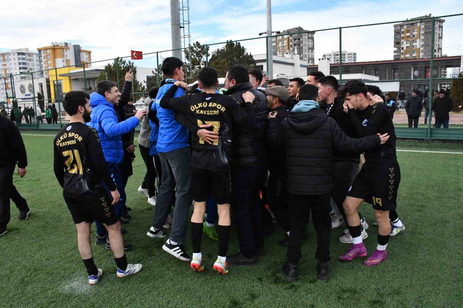 Kayseri &Uuml;lk&uuml;spor lideri devirdi
