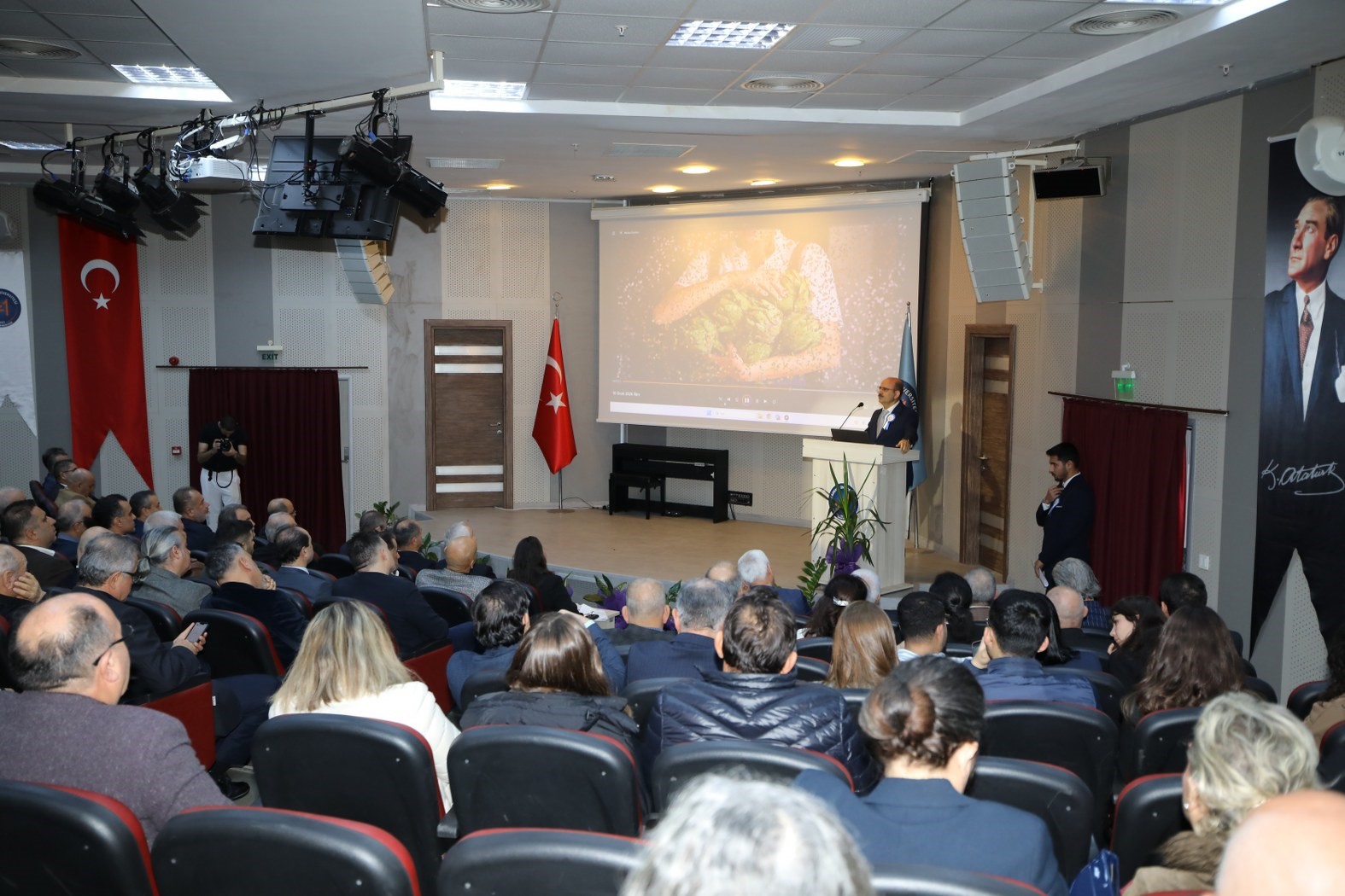 Akdeniz &Uuml;niversitesi&rsquo;nde tarımsal &ouml;ğretimin 180. yılı kutlandı
