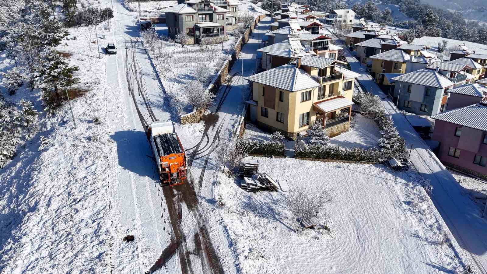 Çameli’de kış şartlarına karşı tam güç mücadele
