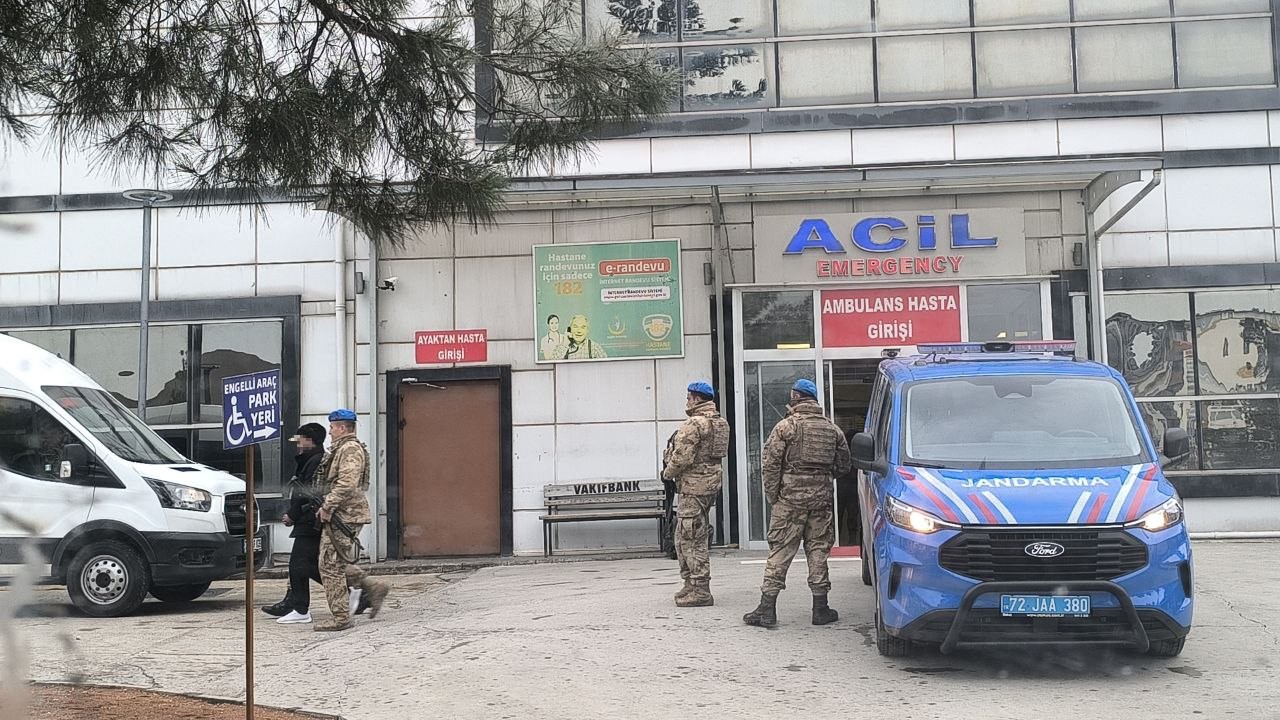 Ava giderken trakt&ouml;r &uuml;zerinde hayatını kaybetmişti, 5 şahıs adliyeye sevk edildi
