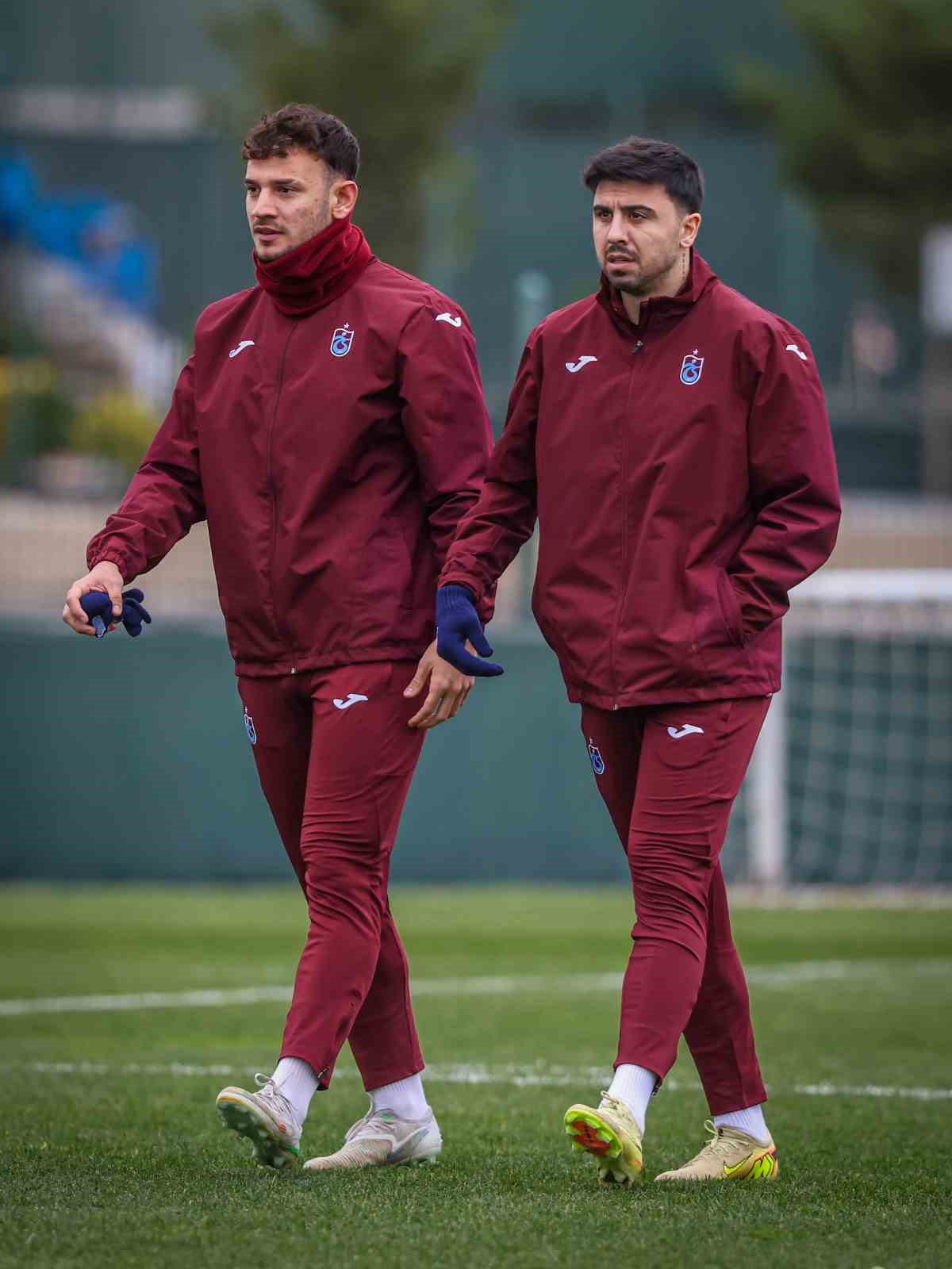 Trabzonspor kupa hazırlıklarını s&uuml;rd&uuml;rd&uuml;
