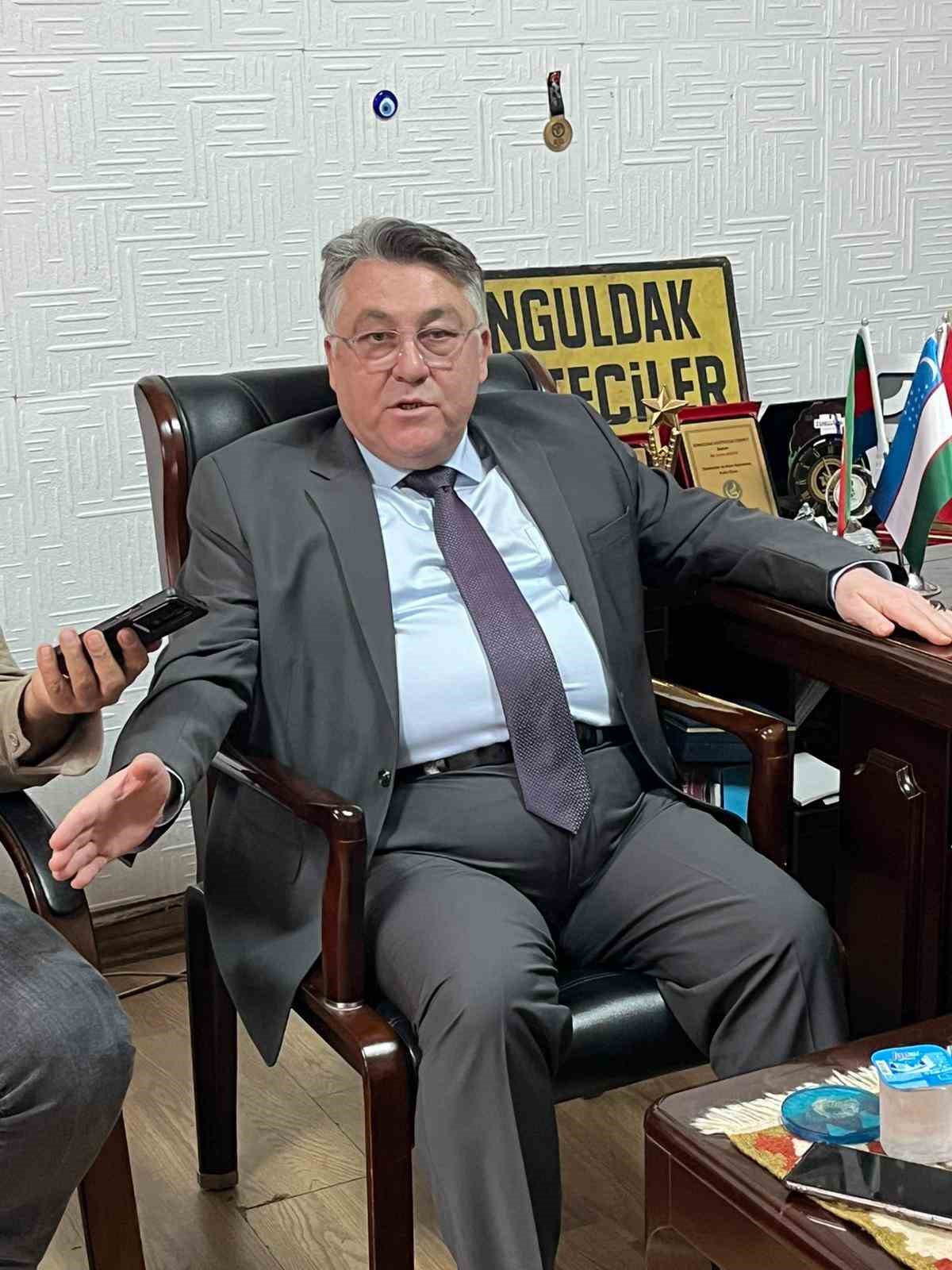 &Ouml;z&ouml;l&ccedil;er, "Hedefimiz kalite, &ccedil;ekici ve araştırma odaklı bir &uuml;niversite"
