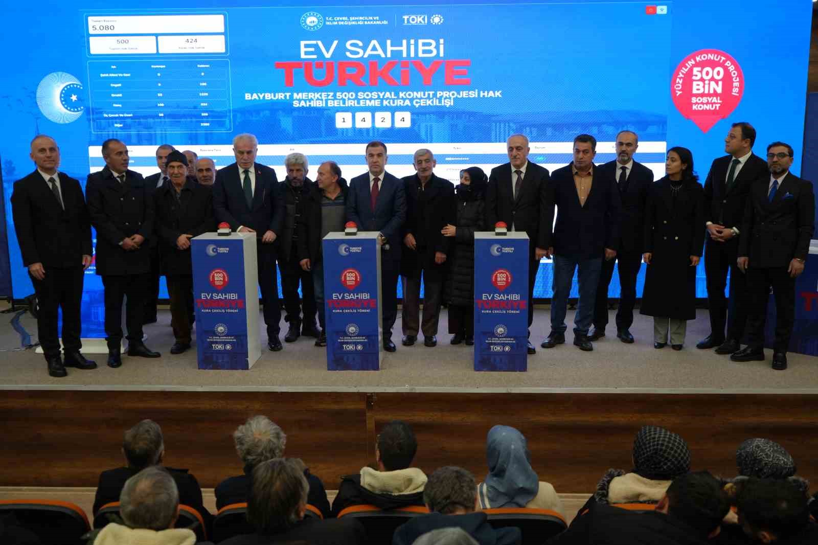 Bayburt&rsquo;ta TOKİ kura &ccedil;ekimleri yapıldı: 723 konutun hak sahipleri belirlendi
