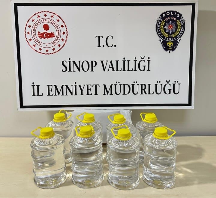 Sinop’ta 20 litre etil alkol ele geçirildi