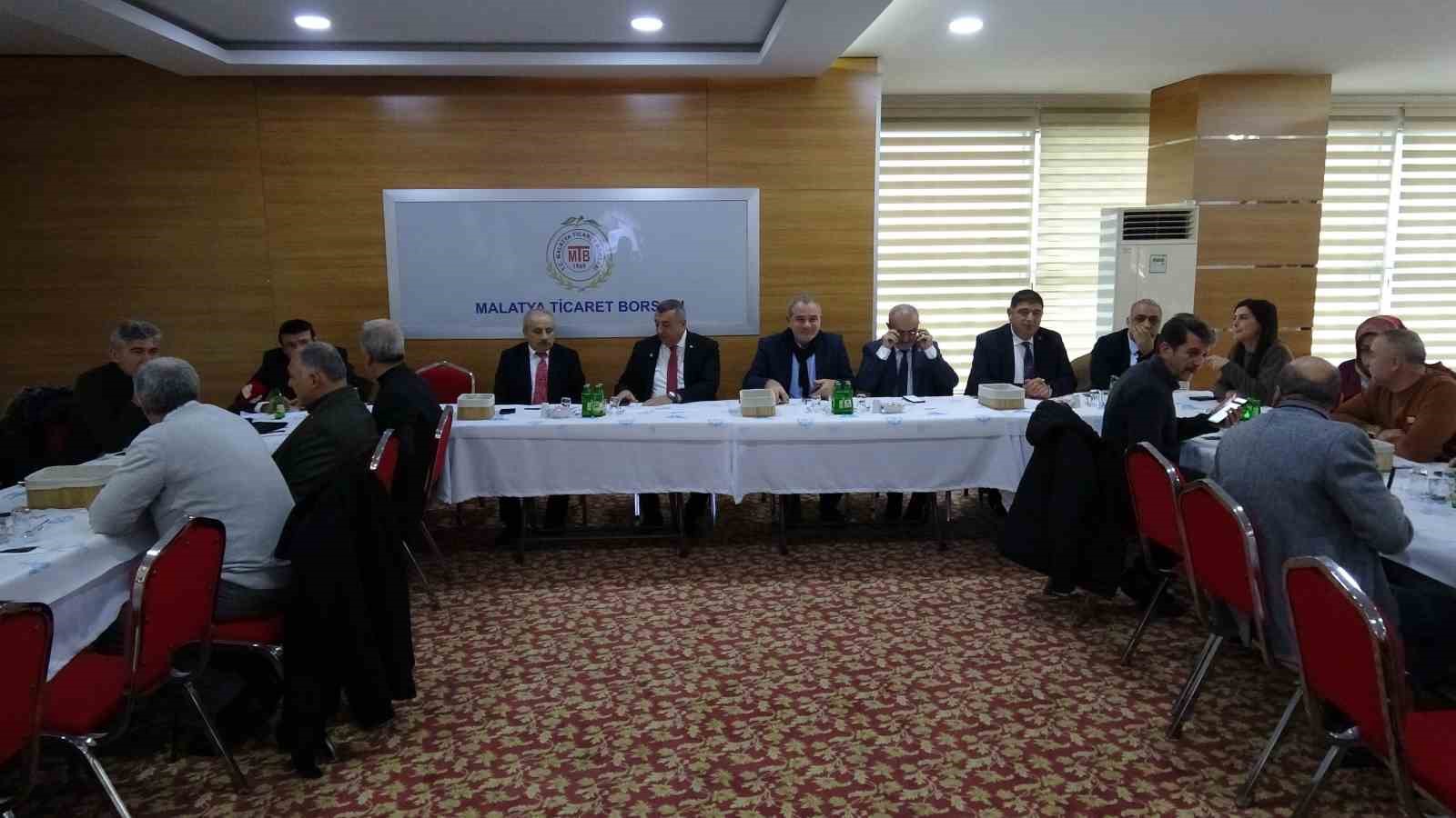 MTB Başkanı &Ouml;zcan: "Malatya tarımının geleceğini g&uuml;&ccedil;l&uuml; projelerle inşa ediyoruz"
