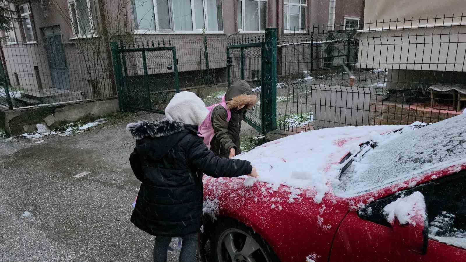 Düzce’de kar sürprizi