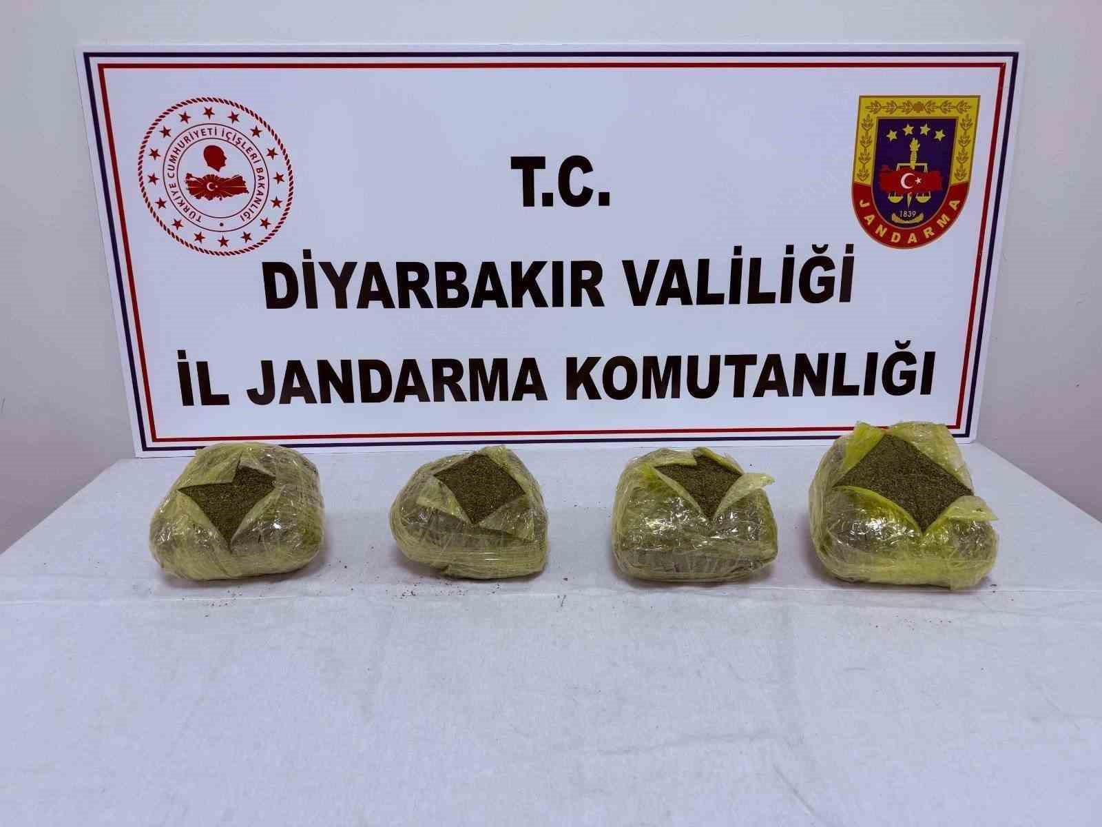 Diyarbakır’da 28 kilo esrar ele geçirildi