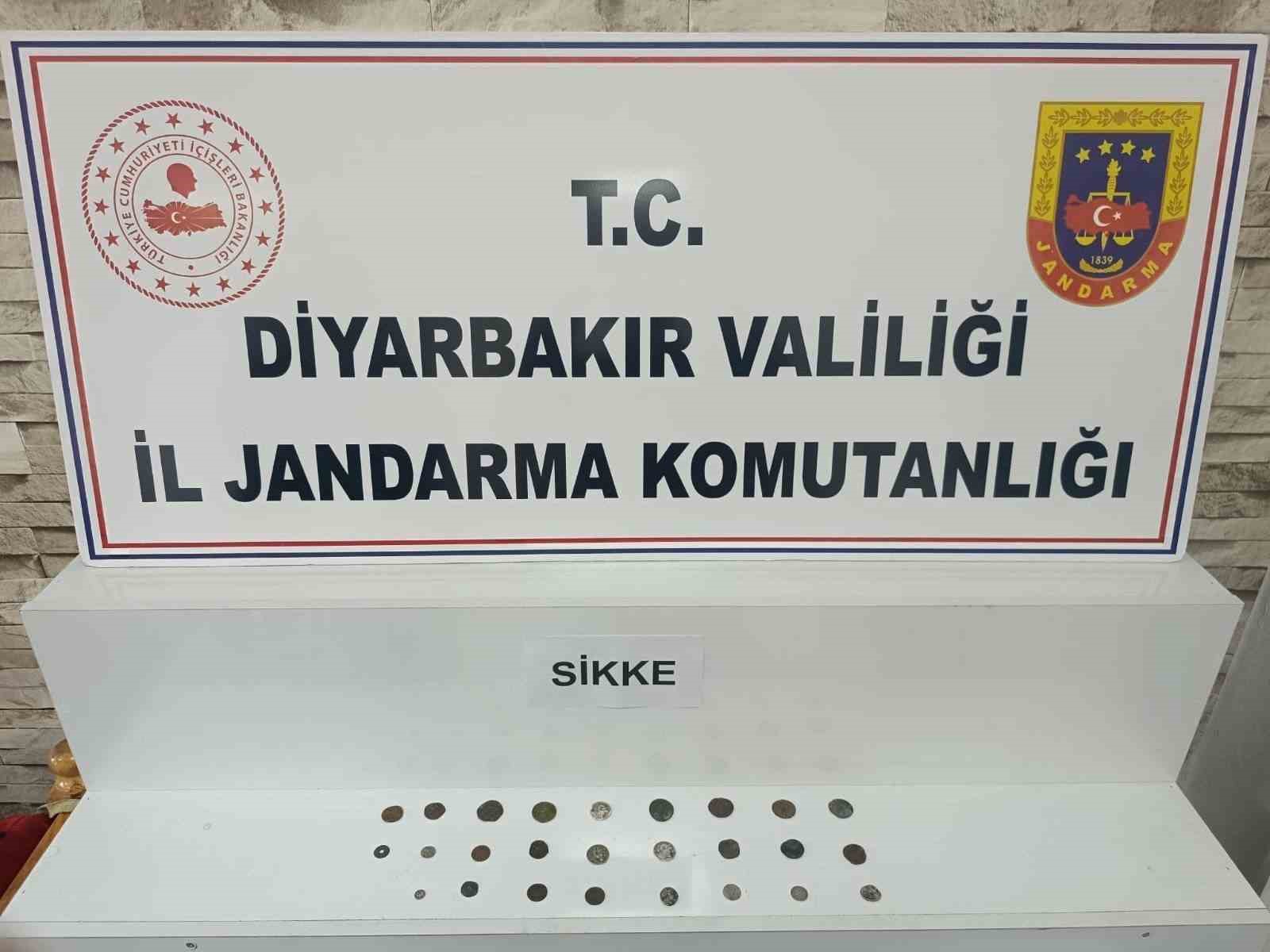 Diyarbakır’da kaçakçılık operasyonlarında 56 gözaltı
