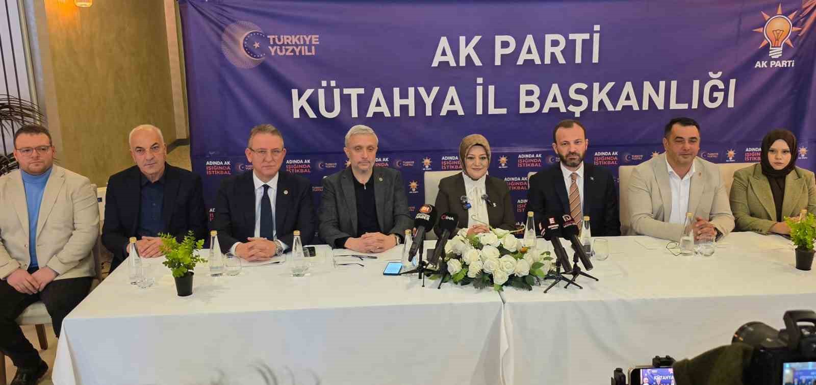 AK Parti Kütahya Teşkilatı’nın 1 yıllık çalışmaları değerlendirildi